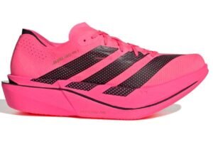 adidas Adizero Adios Pro 5 en color rosa, vista lateral
