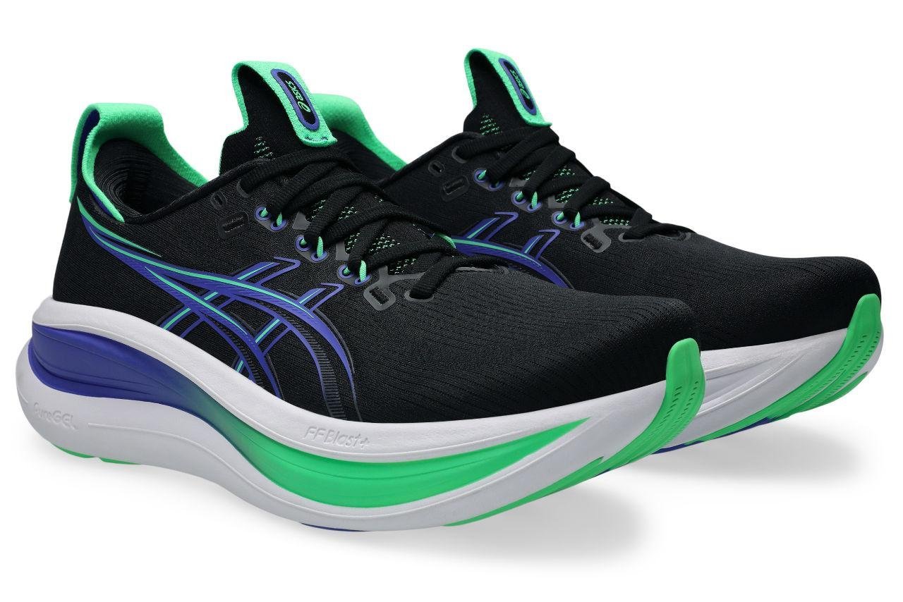 ASICS Gel-Nimbus 28 vista en tres cuartos