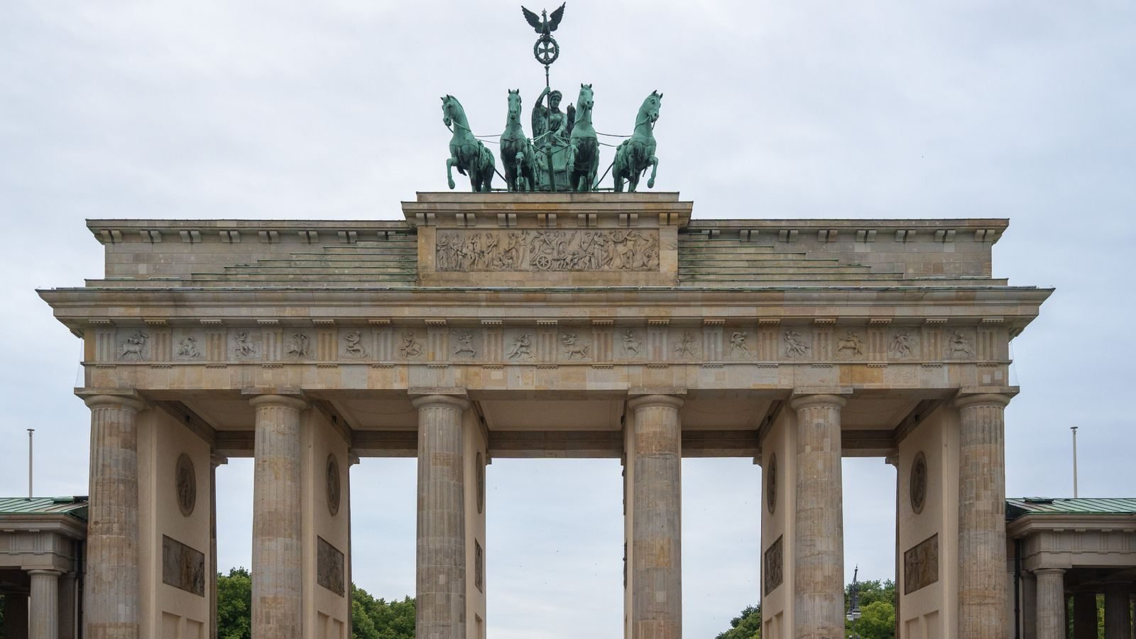 Brandenburg Gate in Berlin, city of the Berlin Marathon