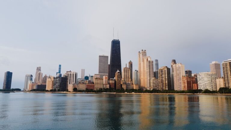 Skyline de Chicago junto al lago, la ciudad del Maratón de Chicago