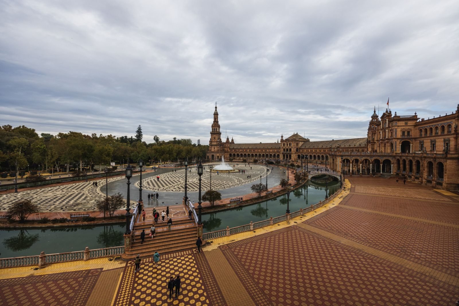 Aerial view of Plaza de España, which the Seville Marathon passes through