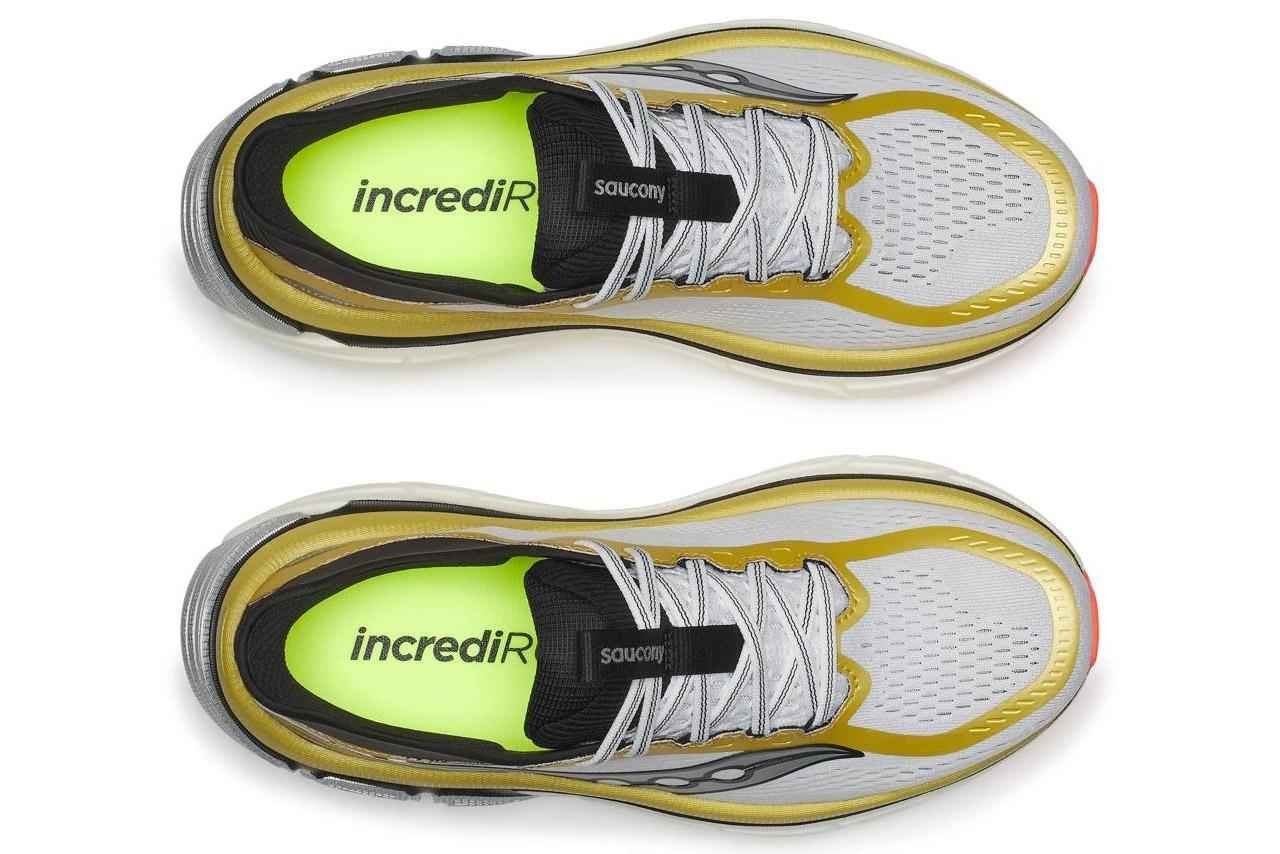 Saucony Paramount Max from above with the incrediRUN sockliner