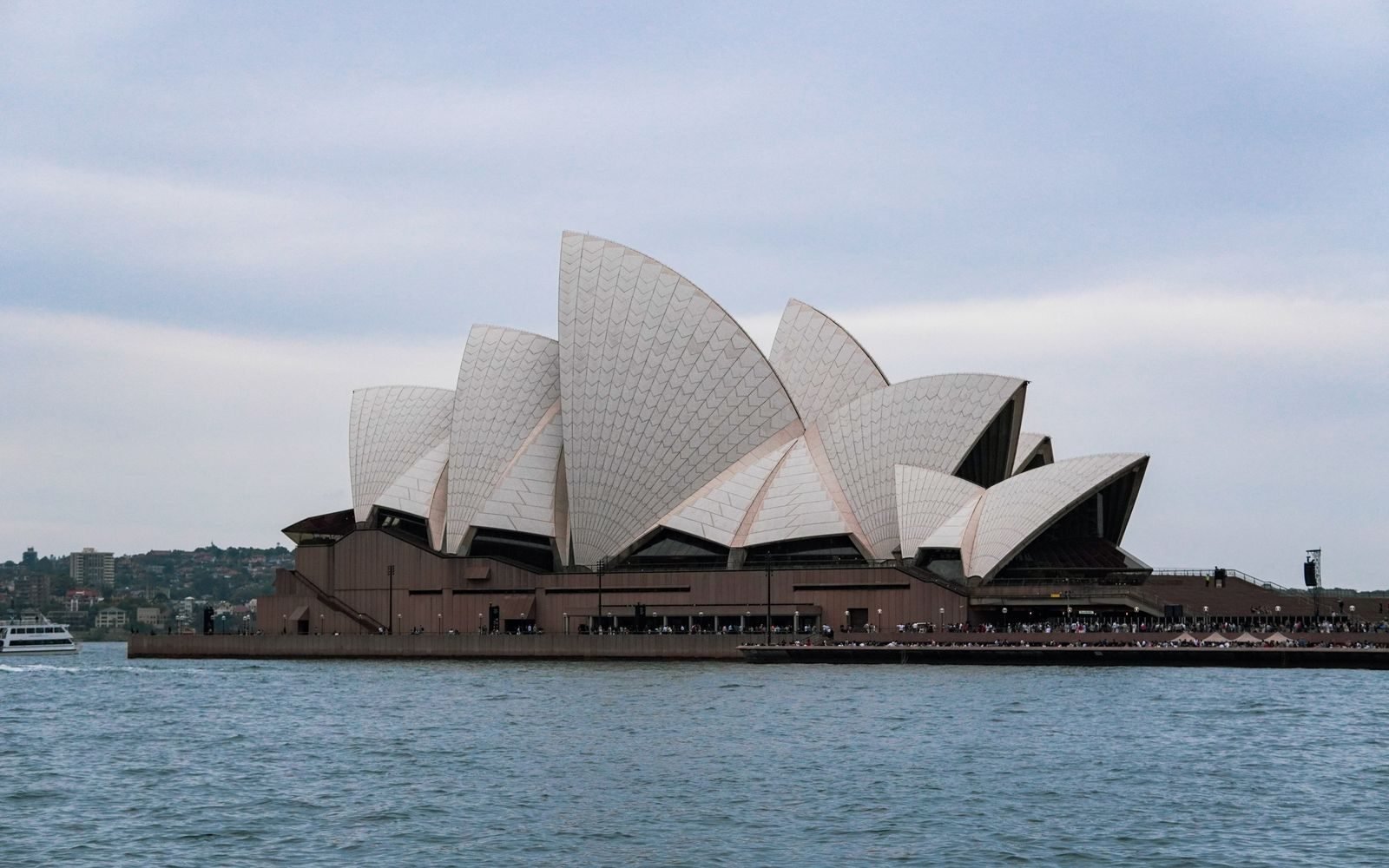 The Opera House seen from the harbour, finish of the Sydney Marathon